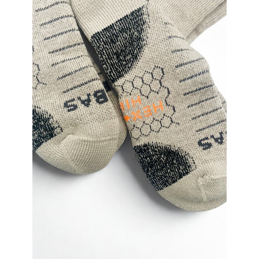 Bombas Tan and Black Low-Cut Performance Socks with Orange Accent. - Picture 3 of 5